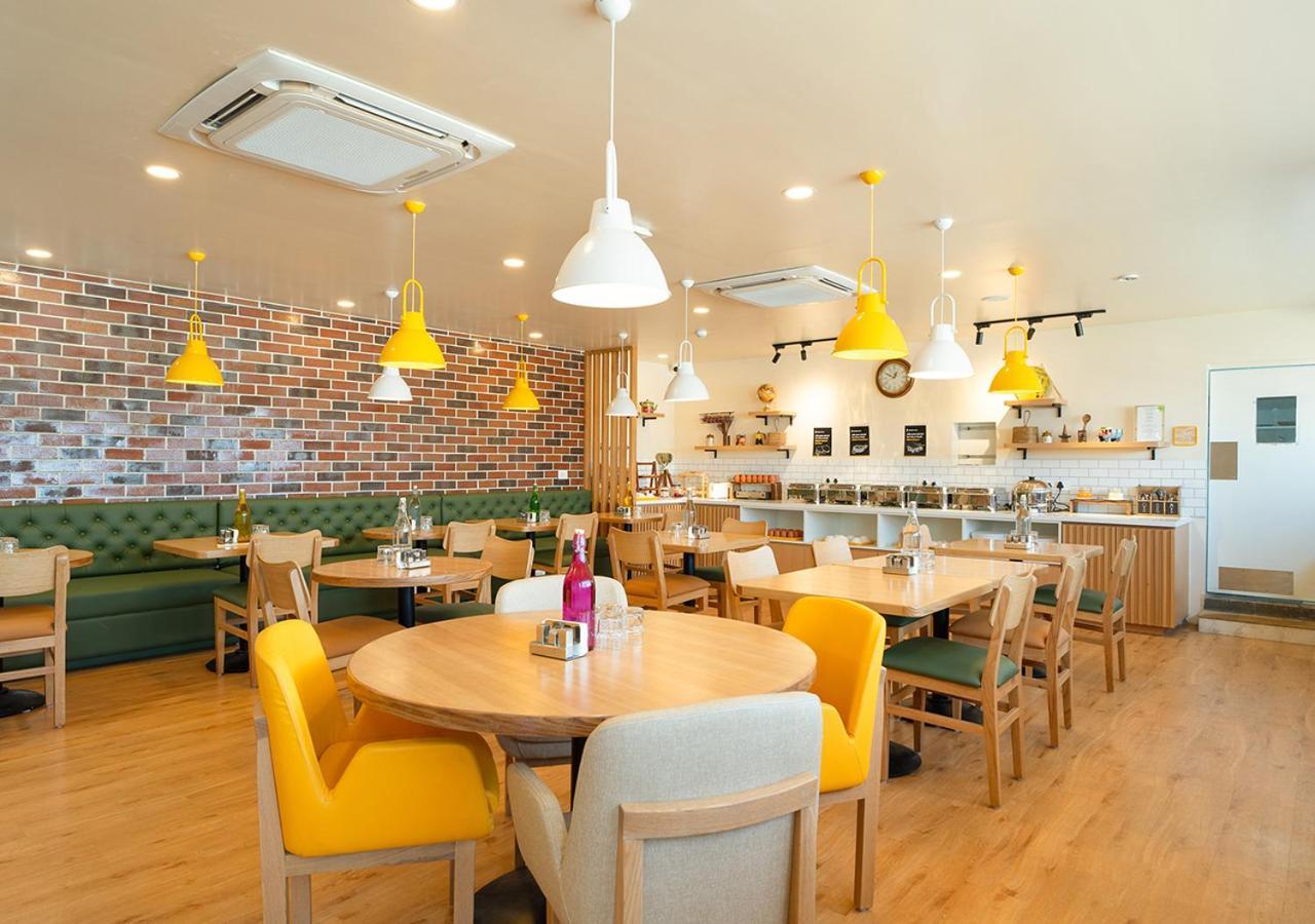 Bloom Hotel - Jayanagar バンガロール エクステリア 写真